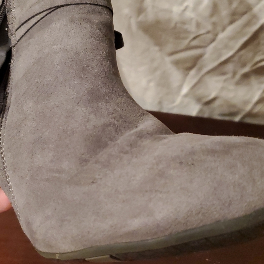 4/$30 Gray Christian Siriano for Payless boots 9.5 ** - Picture 6 of 10